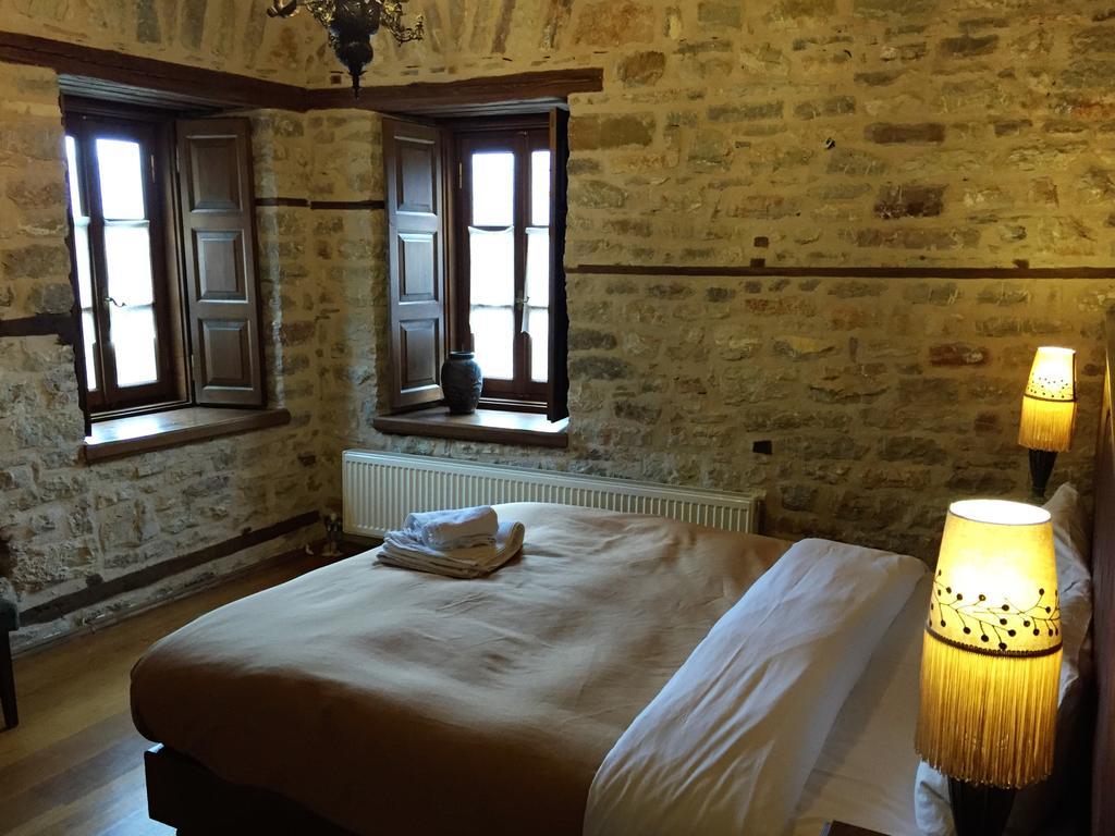 Old Inn Gorianadhes Ngoại thất bức ảnh